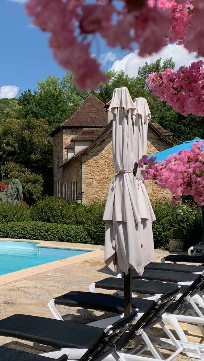 Vue piscine du Moulin du Boisset